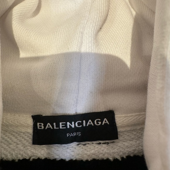 Authentic Balenciaga Sweater Hoodie Unisex - Picture 5 of 6